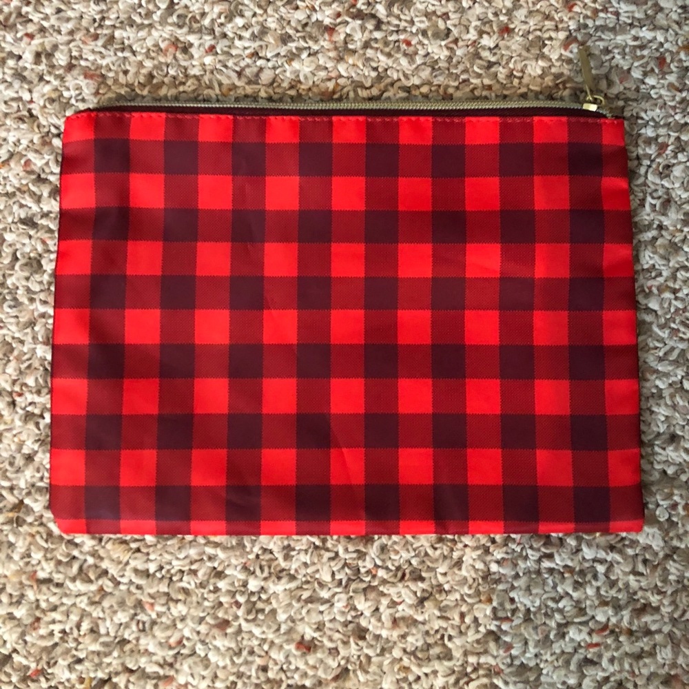 Buffalo plaid zipper pouch